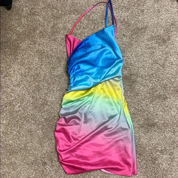 Bella Hadid Fyodor Golan Custom Rainbow Dress - Picture 5 of 14